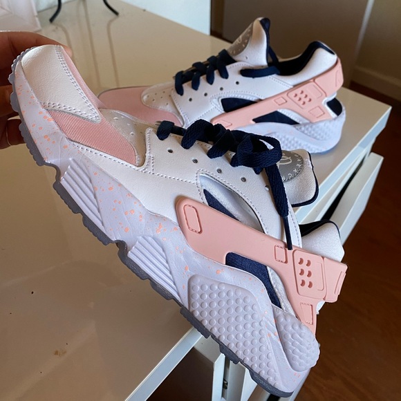 custom made nike shoes